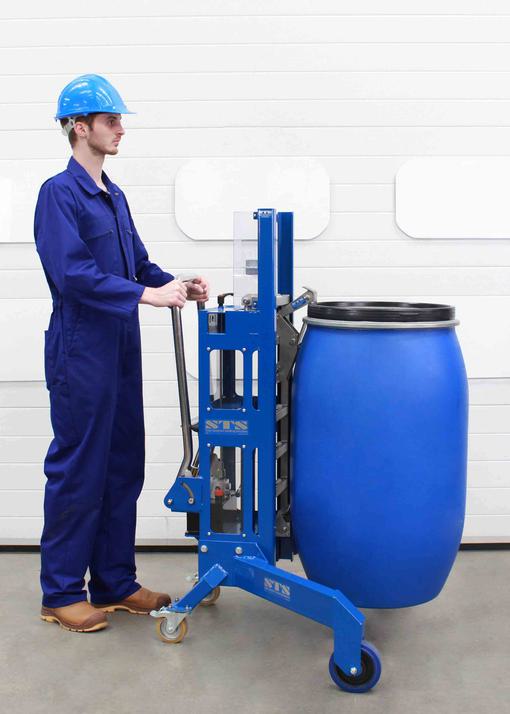 Lift drums from the corner of a pallet with ease.
