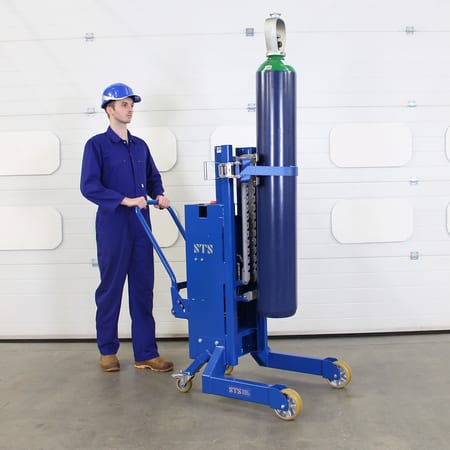 Gas cylinder being lifted saftly using the STS electric gas cylinder lifter.