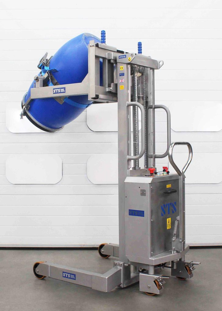 Decanting from polyethylene & HDPE screw-top barrels