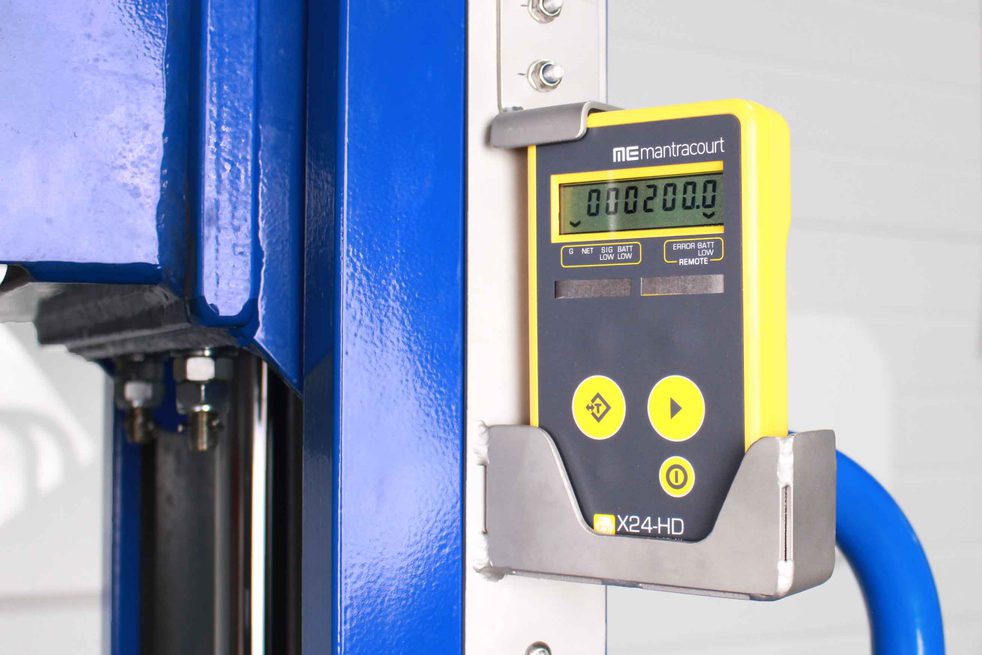 ATEX / UKEX Straddle Stacker | Weigh Scales | STS Handling