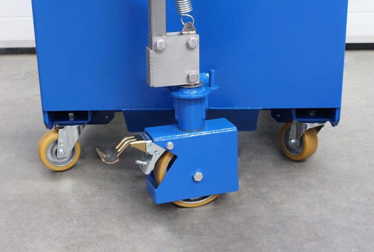 Wheels at the rear of the counterbalance cylinder lifter.